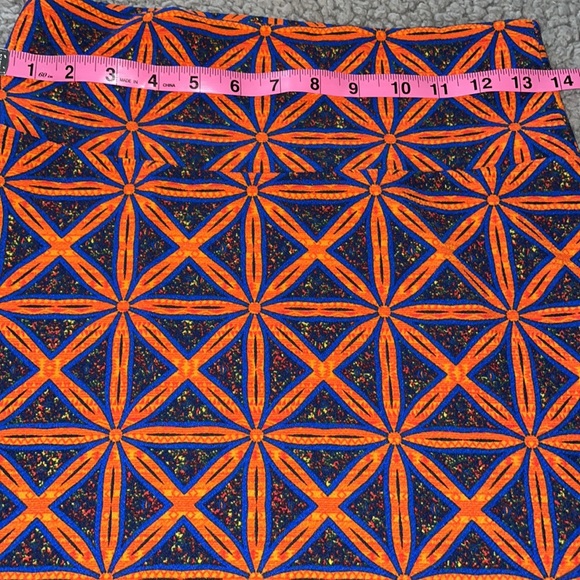 LuLaRoe Skirt size Small - Picture 4 of 4